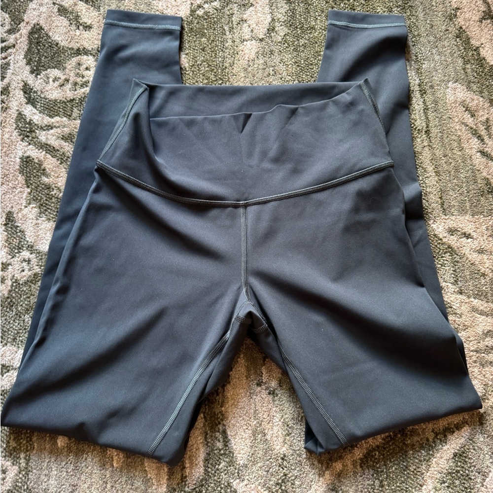 Lululemon Camo High-Rise Leggings - Picture 9 of 9